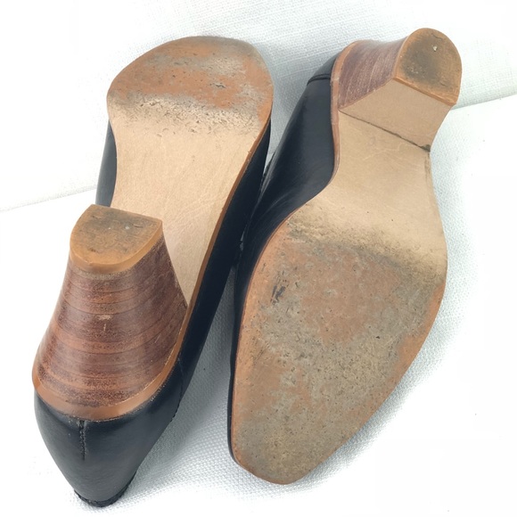 Vintage Latinas Black Leather Heels w/ wood heel - Picture 7 of 8